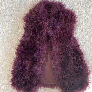 FUR VEST